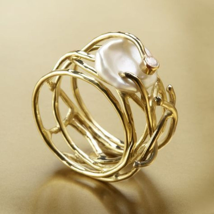 Suzanne - Thin Gold Pearl Ring