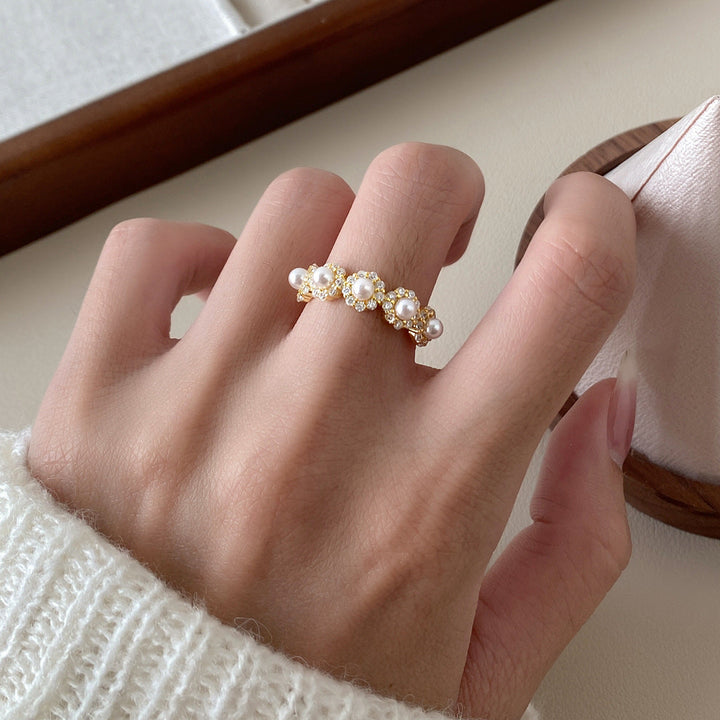 Abigail - Luxe Adjustable Zirconia Gilding Ring