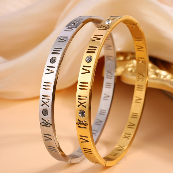 Charelle - Titanium band with Roman numerals Ring