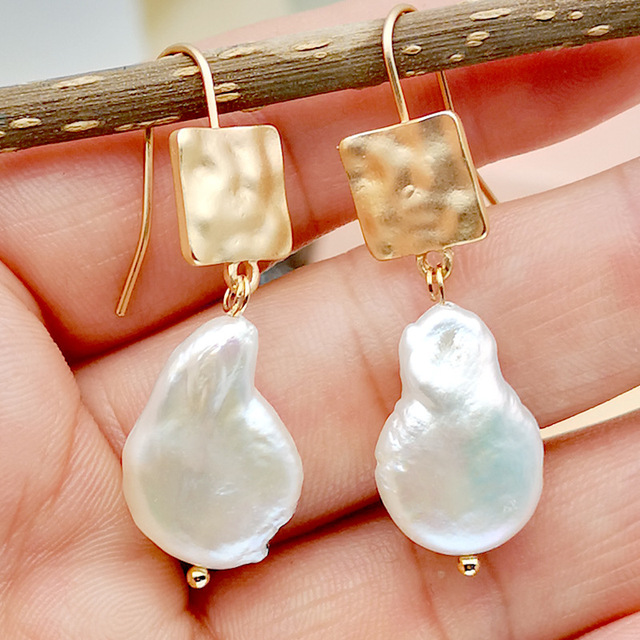 Cornelia - Vintage Freshwater Pearl Earrings