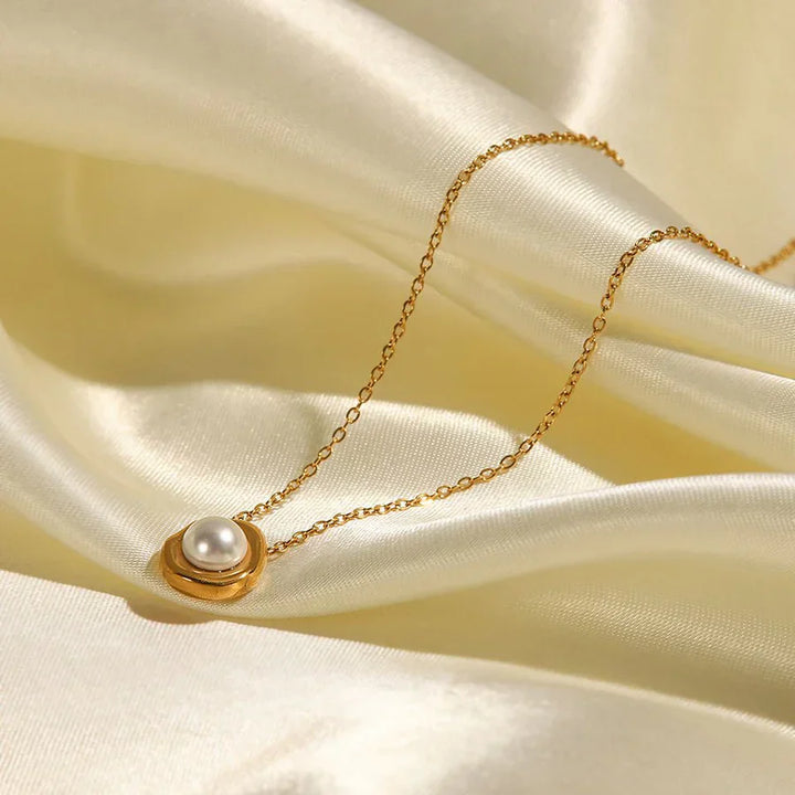 Trix - Gold-Plated Saltwater Pearl Necklace